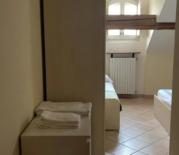 A Pochi Passi Dal Centro Daire Novara